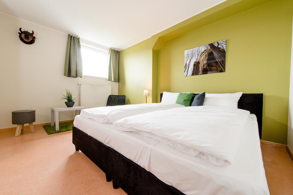 Trail-Inn Natur & Sporthotel Berdorf Rum bild